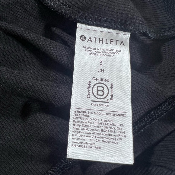 Athleta Chic Black Ribbed Ringer Tee White Trim Short Sleeve Top Size Small - Picture 5 of 5